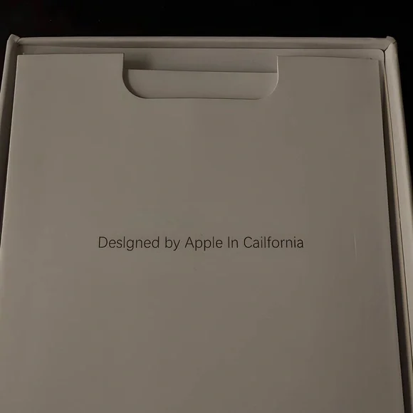 Apple AirPods Wireless Earbuds